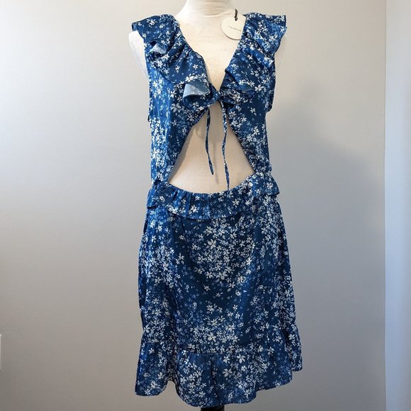 Tularosa Dresses & Skirts - Tularosa Tanya Dress in Alison Floral